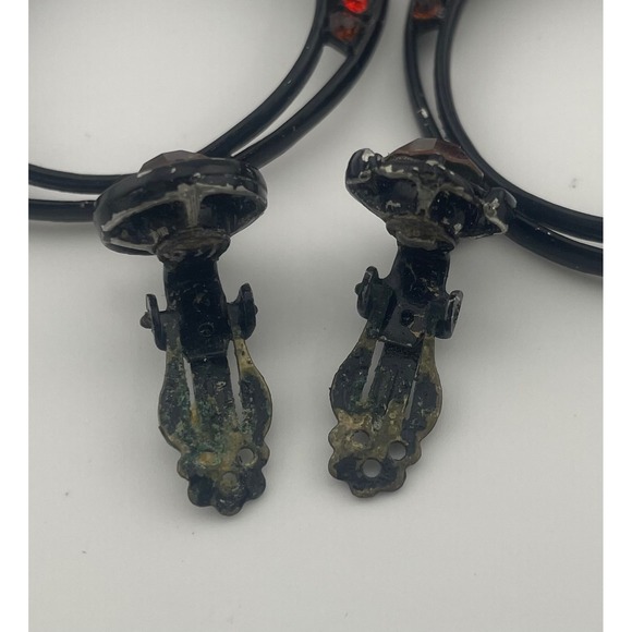 Vintage Rhinestone Hoop Clip Earrings Japanned Statement Jewelry Red Amber Black - Picture 5 of 5